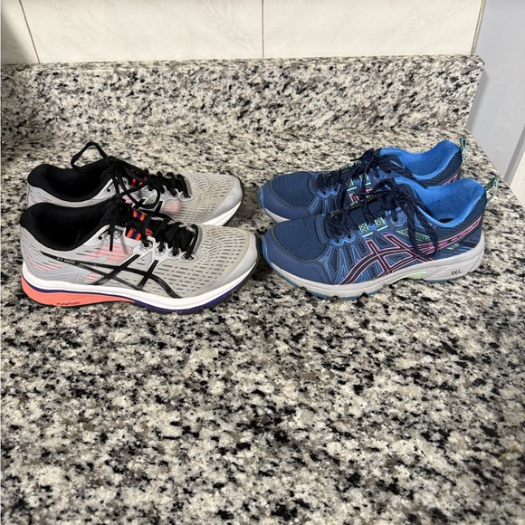 ASICS Bundle - Picture 3 of 8